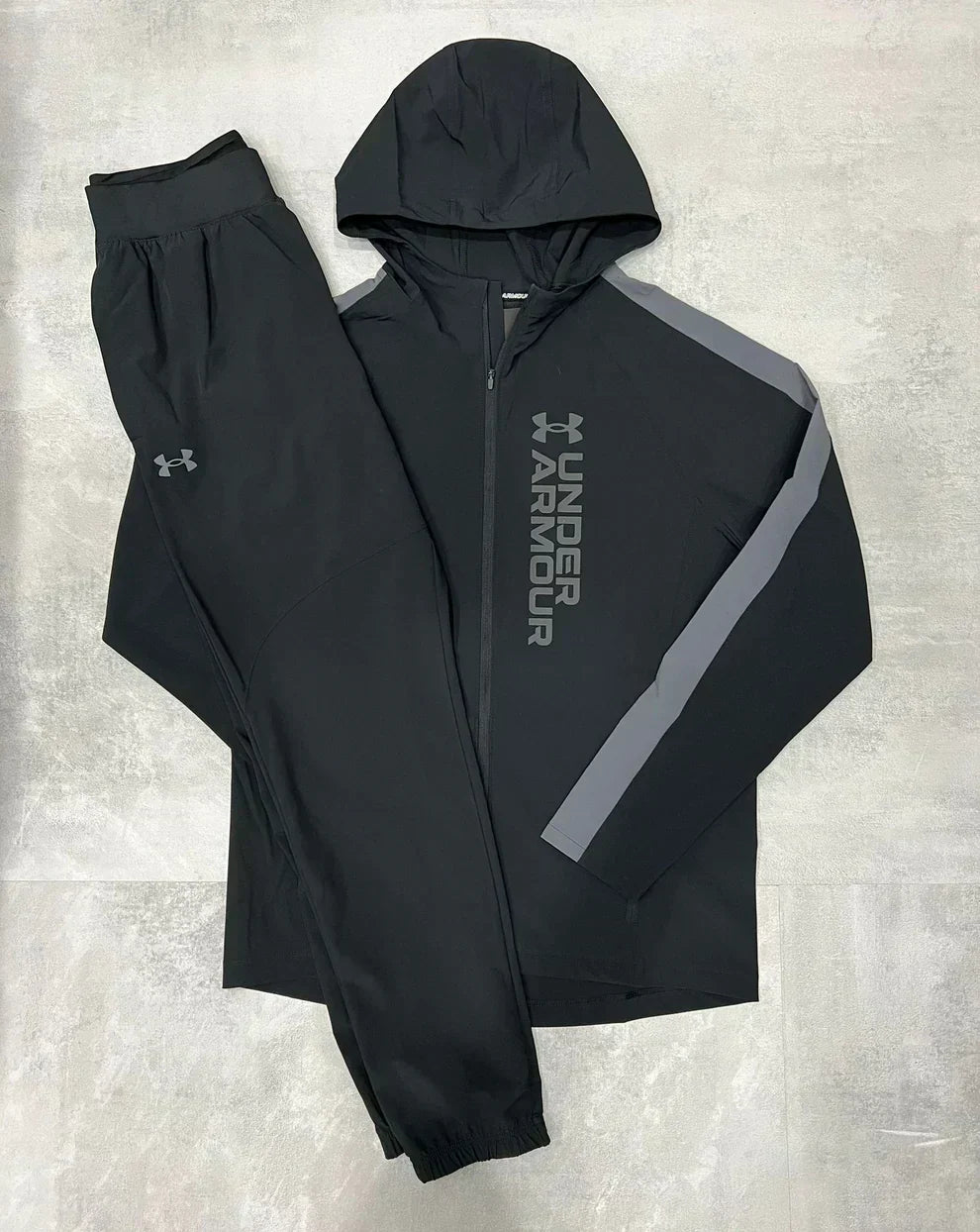 UNDER ARMOUR - STORM TRACKSUIT